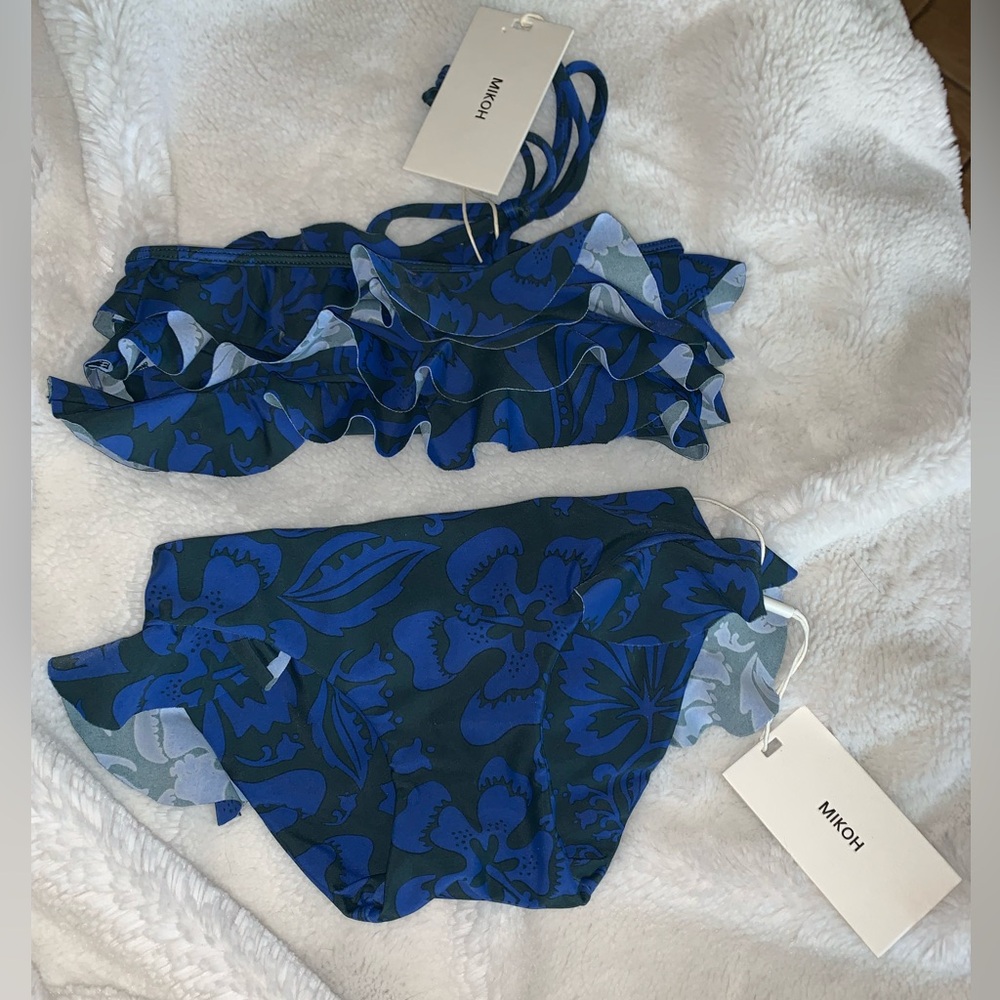 Little girls Two piece bikini set medium MIKOH NWT